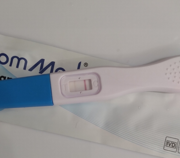 MomMed Pregnancy Test, 10 Days Post Ovulation, FMU, Cycle Day 25