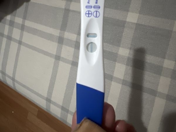 Walgreens One Step Pregnancy Test, 6 Days Post Ovulation, FMU, Cycle Day 30