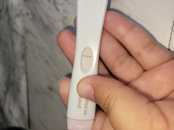 Easy-At-Home Pregnancy Test, 15 DPO, FMU, CD 18